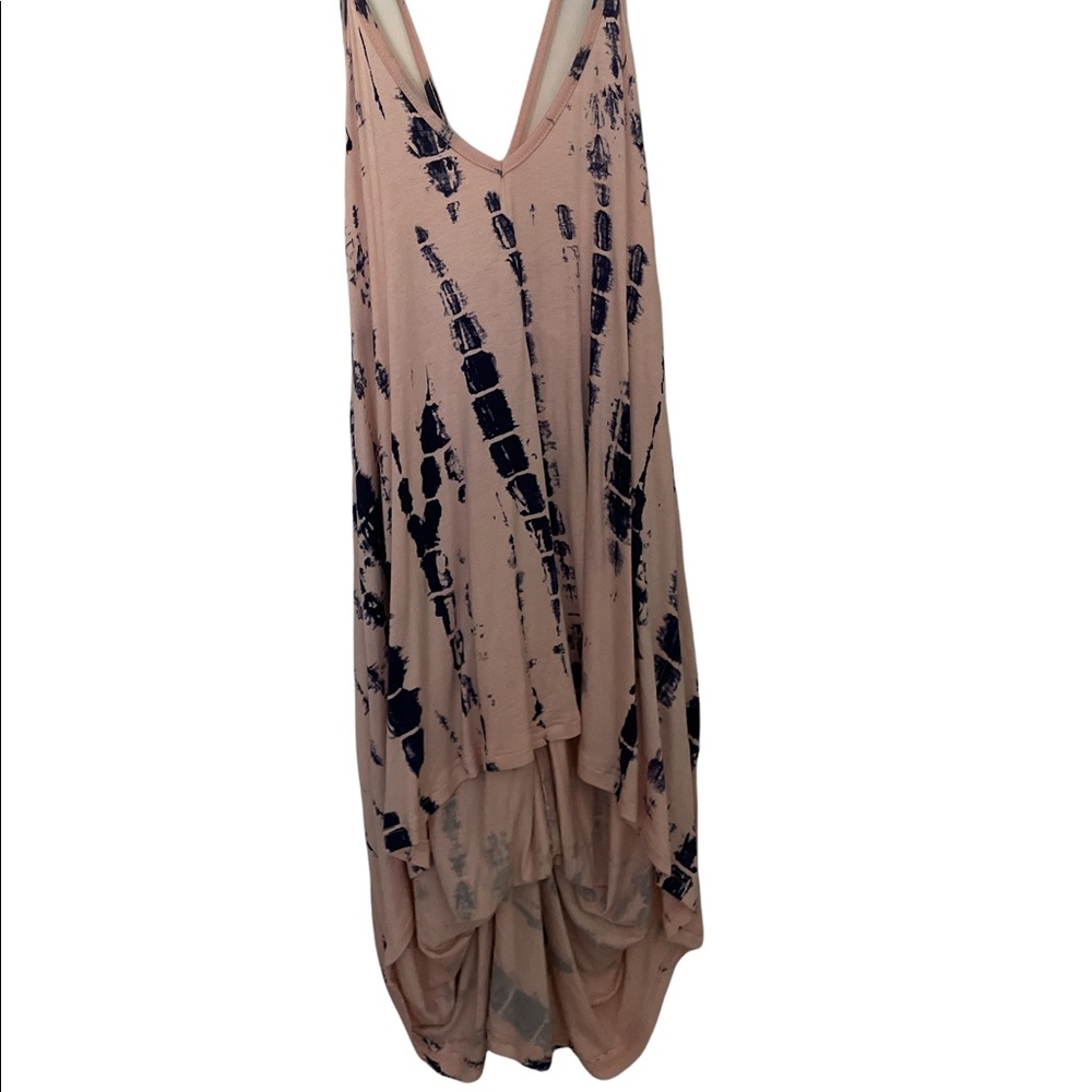 A+Ellen Brand. Tunic Tank Top. Size Large. Tide dye print Pink and Navy
